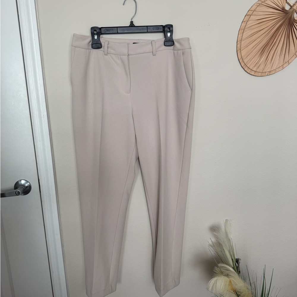 Tahari Women's Cream Trousers